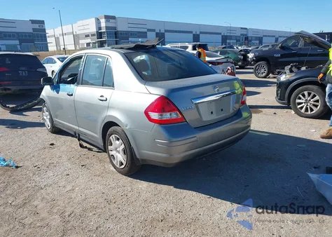 2010 Nissan Versa 1.8S из США, поврежденный, VIN 3N1BC1AP2AL382623